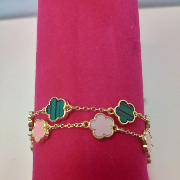 Pink and Green Clover Flower Bracelets - Picture 2 of 4